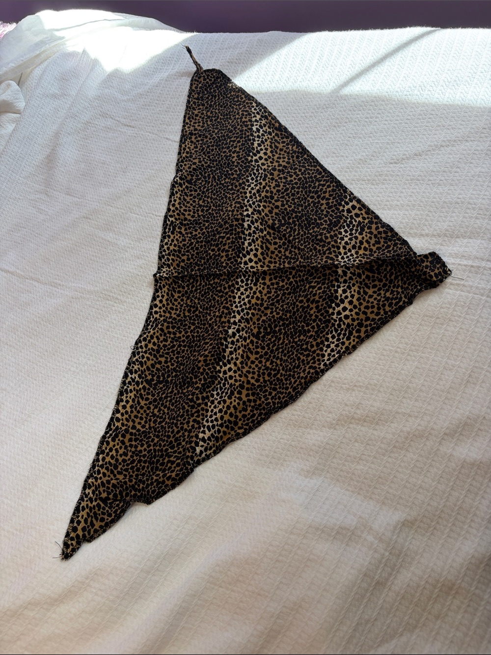 Leopard Print Triangle Scarf - Brown/Black